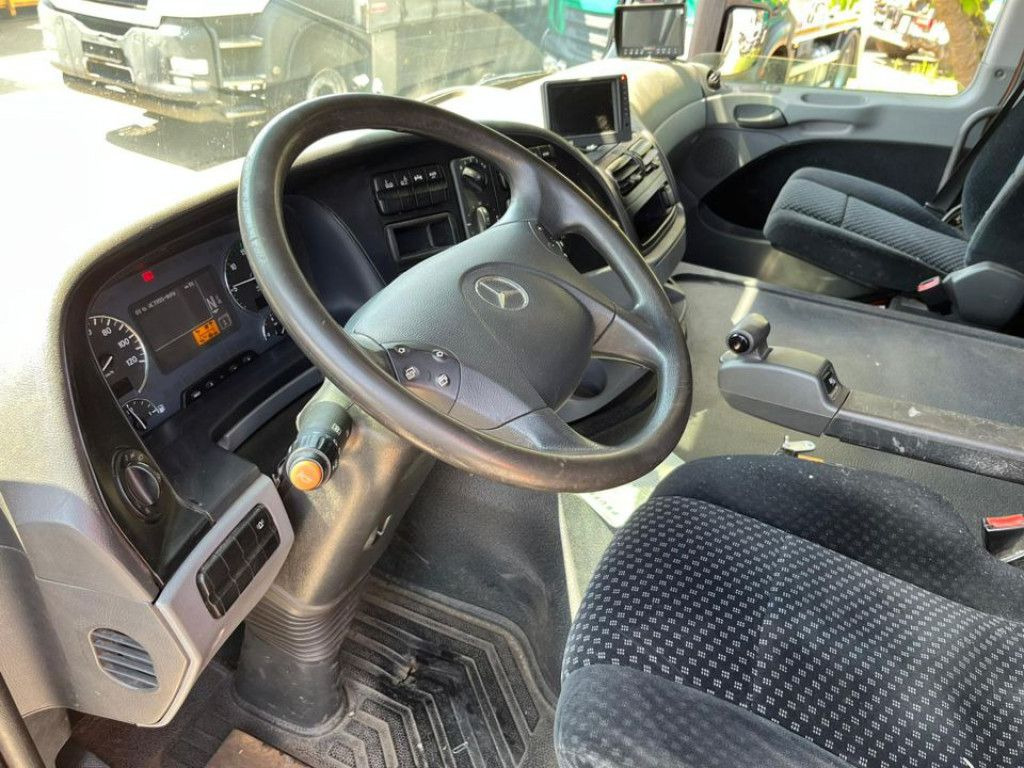 Mercedes-Benz Actros 2541 L6x2 Saug + Spülwagen super Zustand - Camion hydrocureur: photos 5 Mercedes-Benz Actros 2541 L6x2 Saug + Spülwagen super Zustand - Camion hydrocureur: photos 5