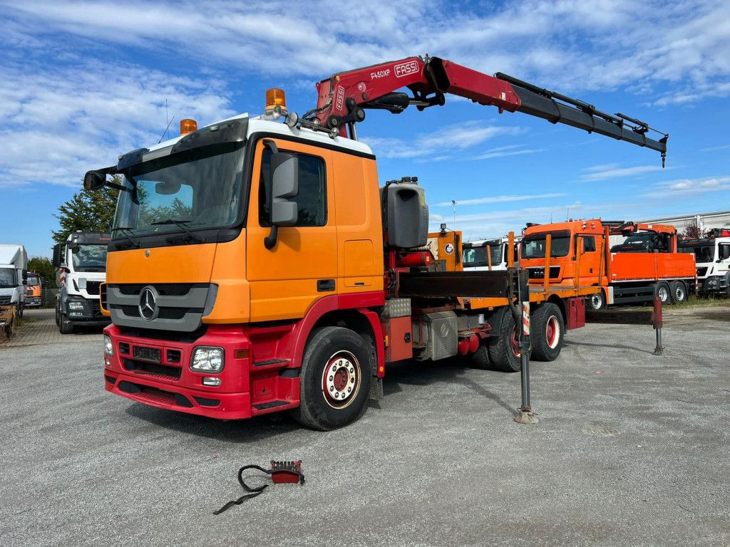 Mercedes-Benz Actros 2646 L 6x4 Pritsche Kran Fassi 450 45m/t - Camion plateau, Camion grue: photos 1 Mercedes-Benz Actros 2646 L 6x4 Pritsche Kran Fassi 450 45m/t - Camion plateau, Camion grue: photos 1