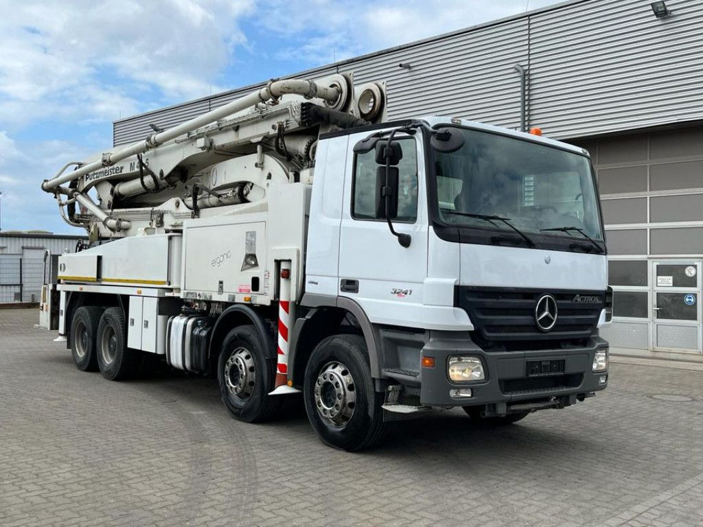 Mercedes-Benz Actros 3241 B 8x4 Betonpumpe Putzmeister 42m - Camion pompe: photos 5 Mercedes-Benz Actros 3241 B 8x4 Betonpumpe Putzmeister 42m - Camion pompe: photos 5