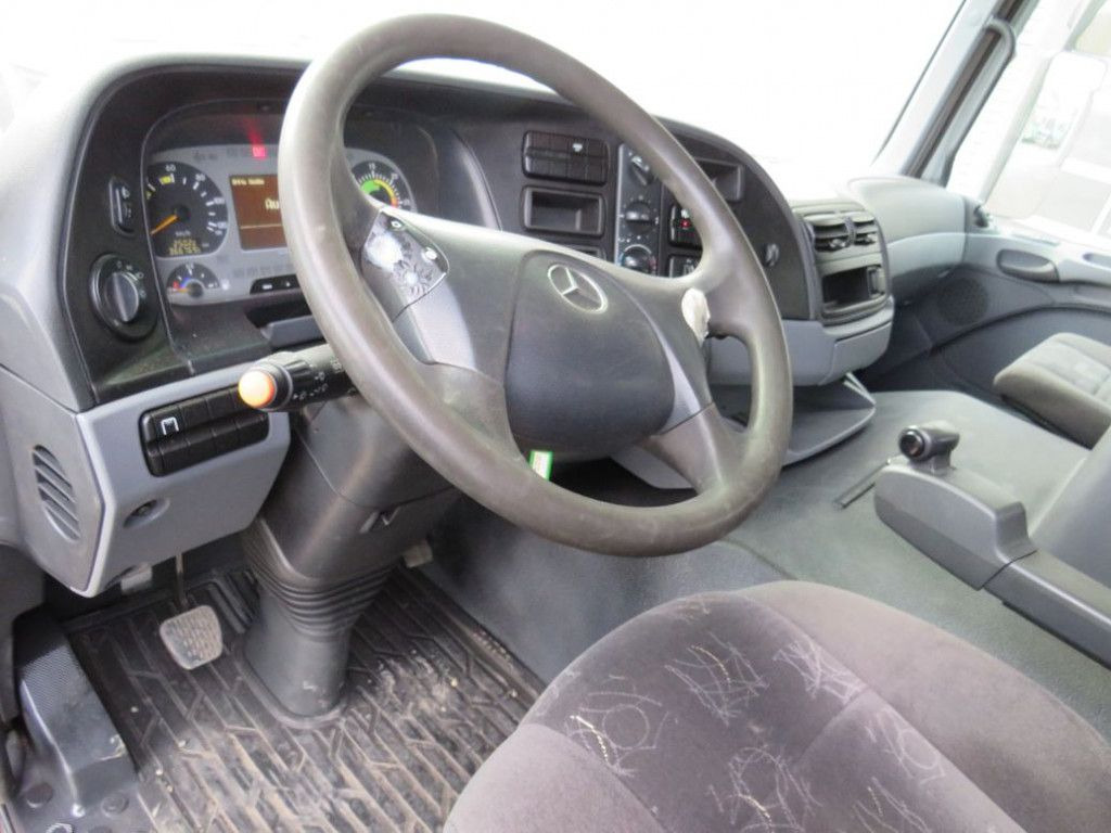Mercedes-Benz Actros 4141 8x6 4 Achs Muldenkipper Kupplung, 1. - Camion benne: photos 5 Mercedes-Benz Actros 4141 8x6 4 Achs Muldenkipper Kupplung, 1. - Camion benne: photos 5