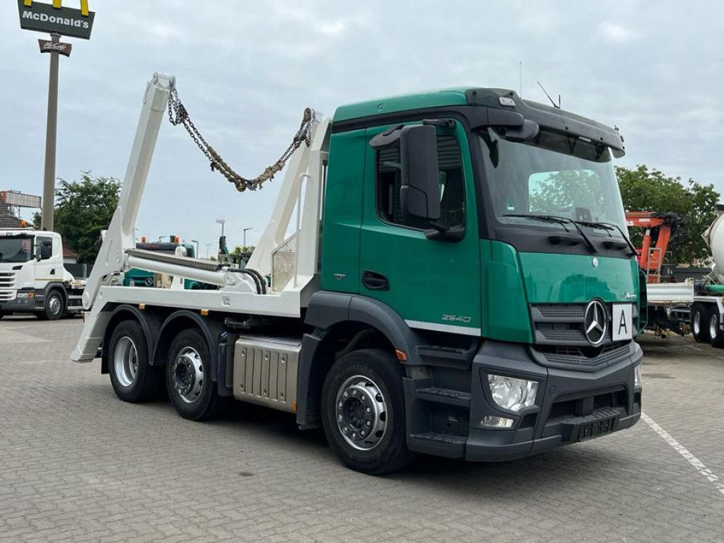 Mercedes-Benz Antos 2540 L 6x2 Absetzkipper Vorlauf Lenk - Camion multibenne: photos 2 Mercedes-Benz Antos 2540 L 6x2 Absetzkipper Vorlauf Lenk - Camion multibenne: photos 2