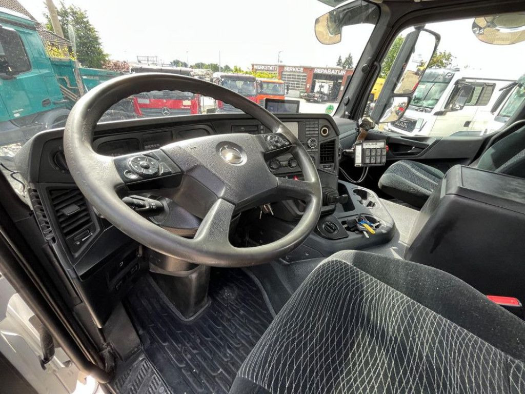 Mercedes-Benz Arocs 3240 B 8x4 Betonmischer Deutsch Top AP Ach - Camion malaxeur: photos 5 Mercedes-Benz Arocs 3240 B 8x4 Betonmischer Deutsch Top AP Ach - Camion malaxeur: photos 5
