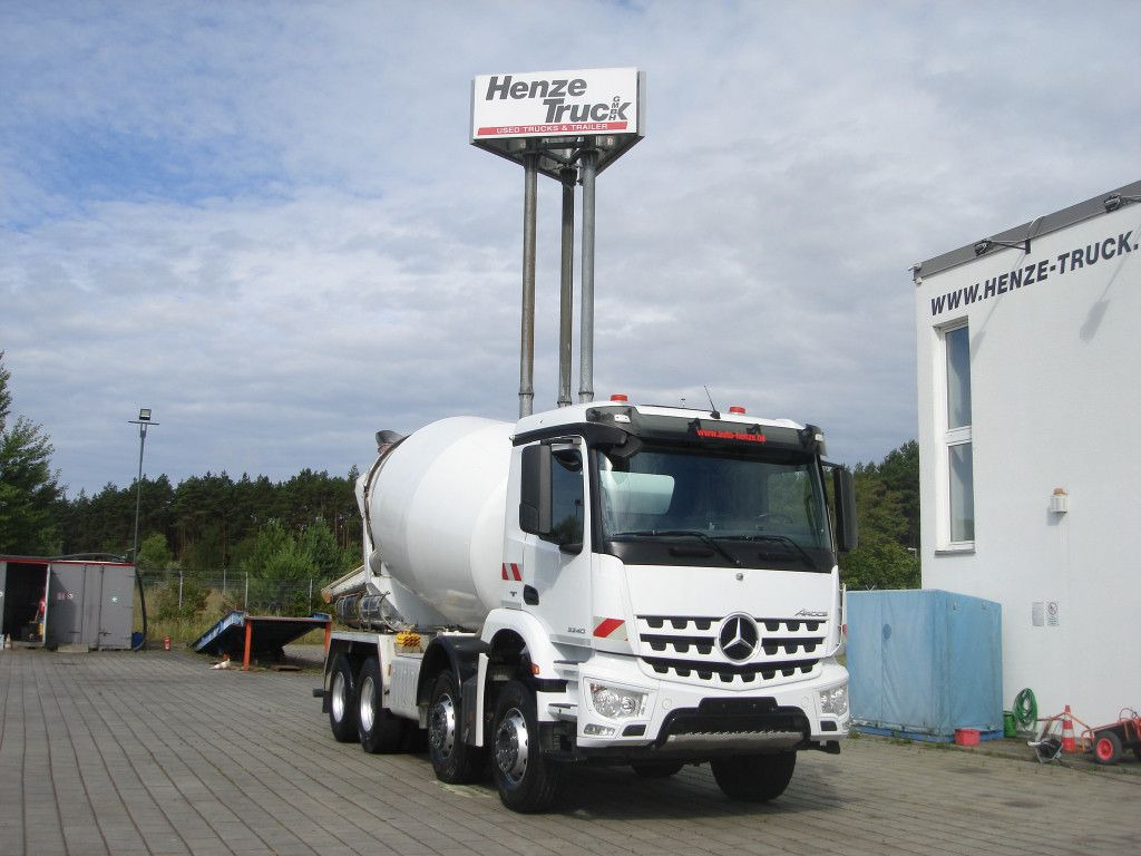 Mercedes-Benz Arocs 3240 B 8x4 Betonmischer Deutsch Top AP Ach - Camion malaxeur: photos 1 Mercedes-Benz Arocs 3240 B 8x4 Betonmischer Deutsch Top AP Ach - Camion malaxeur: photos 1