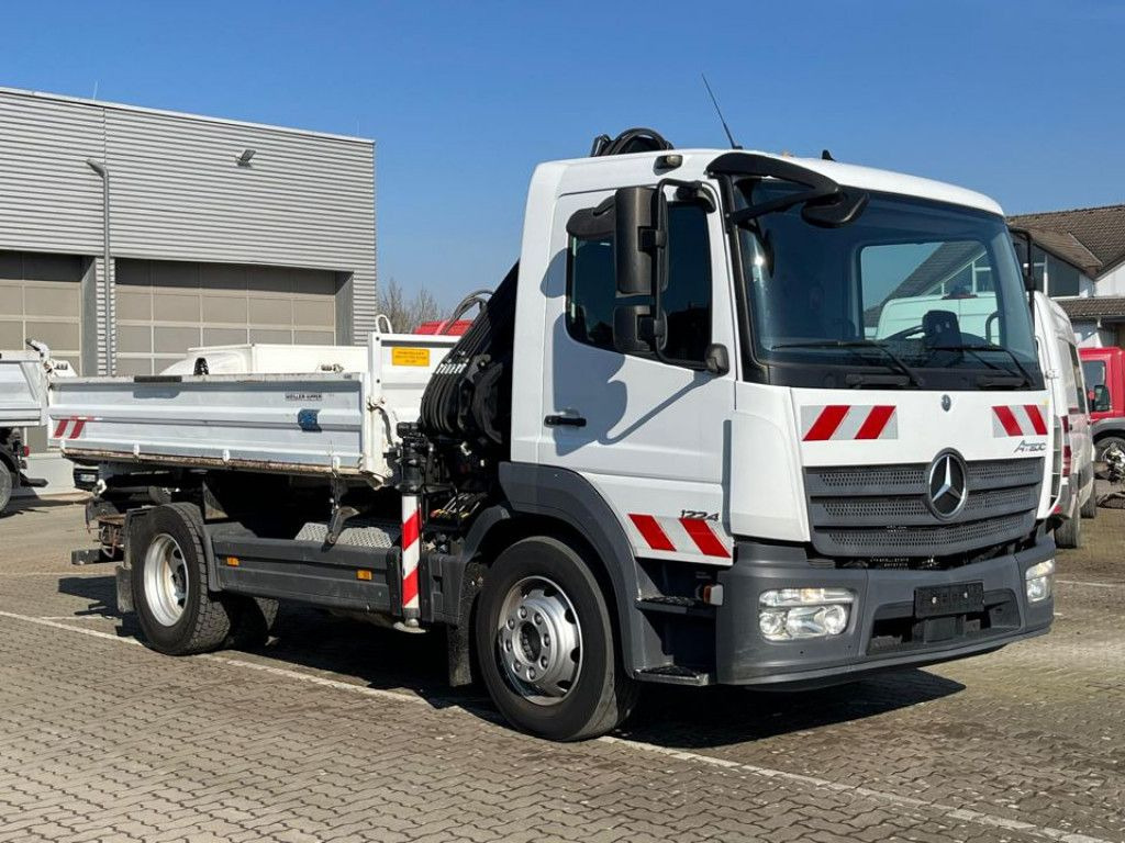 Mercedes-Benz Atego 1224 K 2-Achs Kipper Kran Hiab +Greiferst. - Camion benne, Camion grue: photos 2 Mercedes-Benz Atego 1224 K 2-Achs Kipper Kran Hiab +Greiferst. - Camion benne, Camion grue: photos 2