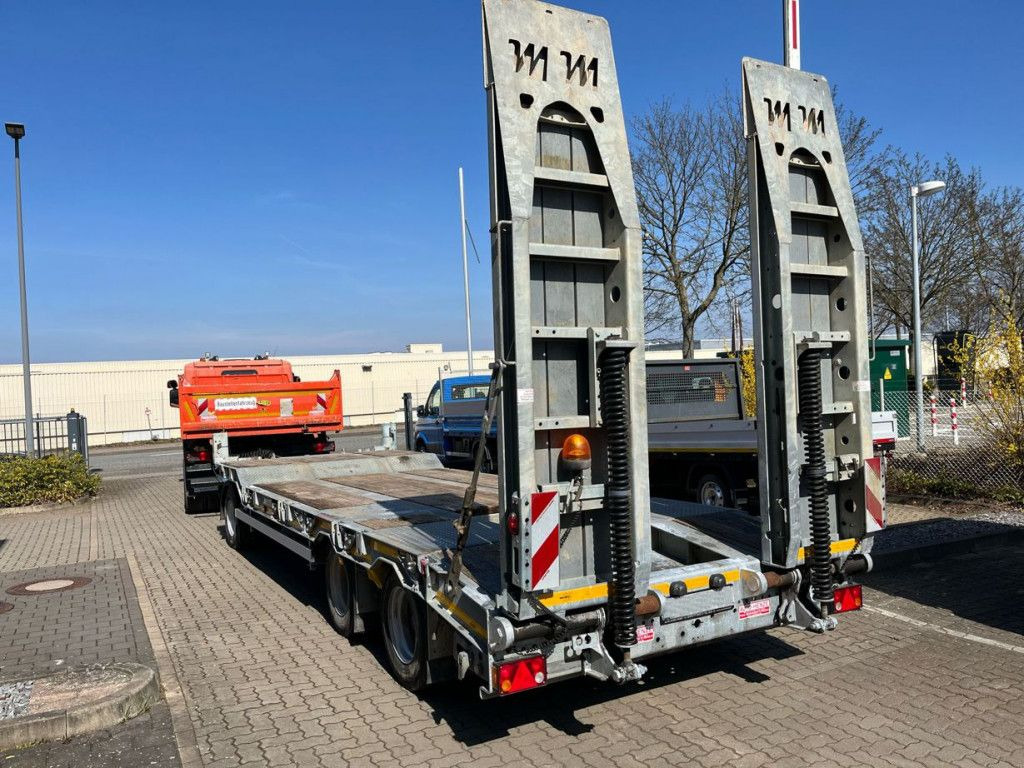 Müller-Mitteltal Tiefladeanhänger T 3 Profi 30,0 Tiefladeranhänge - Remorque porte-engin surbaissée: photos 5 Müller-Mitteltal Tiefladeanhänger T 3 Profi 30,0 Tiefladeranhänge - Remorque porte-engin surbaissée: photos 5