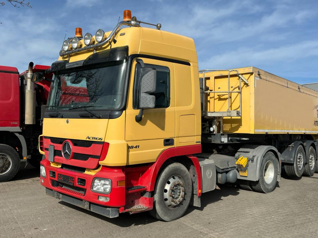 MERCEDES-BENZ Actros 1841 LS SZM - Tracteur routier: photos 1 MERCEDES-BENZ Actros 1841 LS SZM - Tracteur routier: photos 1