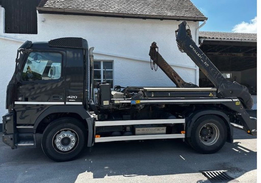 Volvo FM 420 4x2 Absetzkipper Meiller, Funk - Camion benne: photos 1 Volvo FM 420 4x2 Absetzkipper Meiller, Funk - Camion benne: photos 1