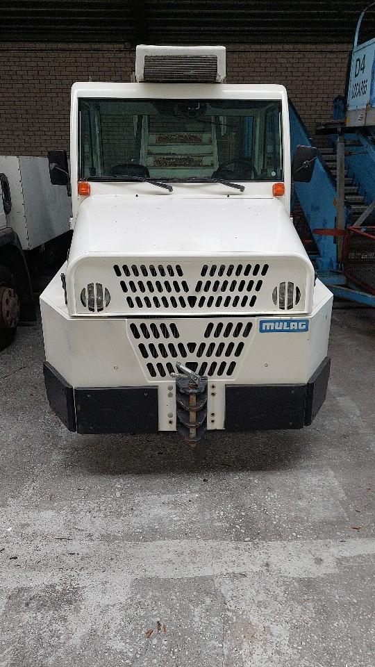 Mulag Comet 4 Baggage Tractor - Tracteur à bagages: photos 1 Mulag Comet 4 Baggage Tractor - Tracteur à bagages: photos 1