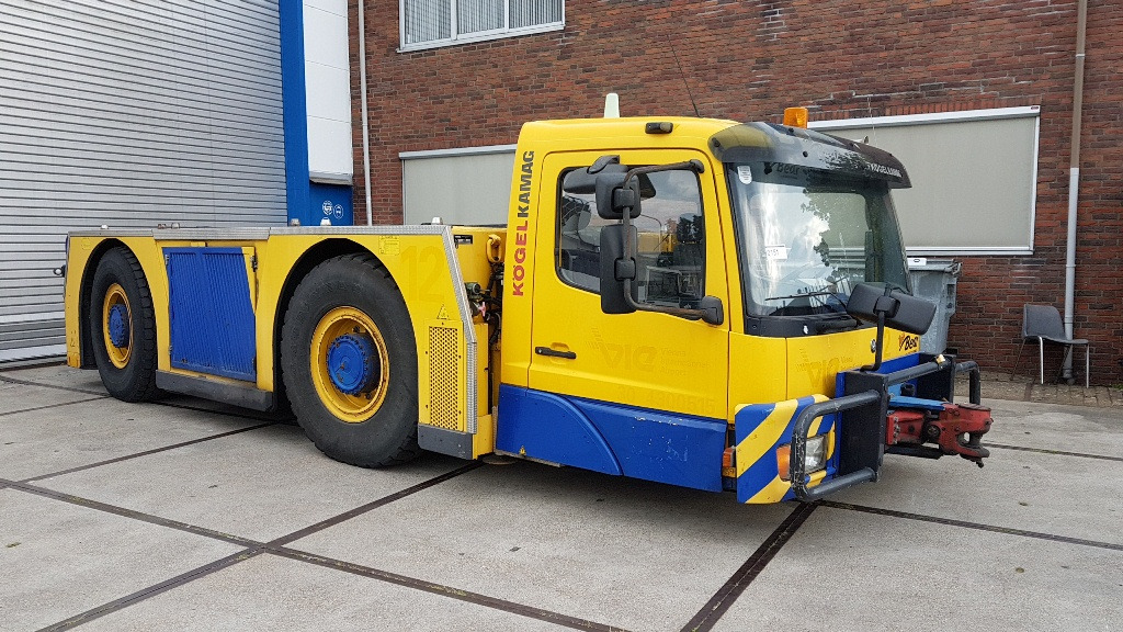 Pushback Kamag Towbear - Tracteur d'avions: photos 1 Pushback Kamag Towbear - Tracteur d'avions: photos 1