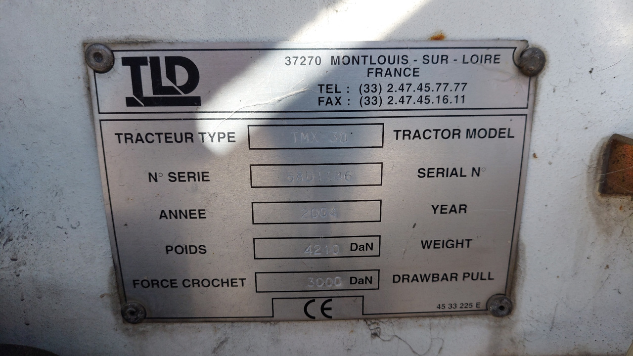 TLD TMX-30 tractor - Tracteur à bagages: photos 2 TLD TMX-30 tractor - Tracteur à bagages: photos 2