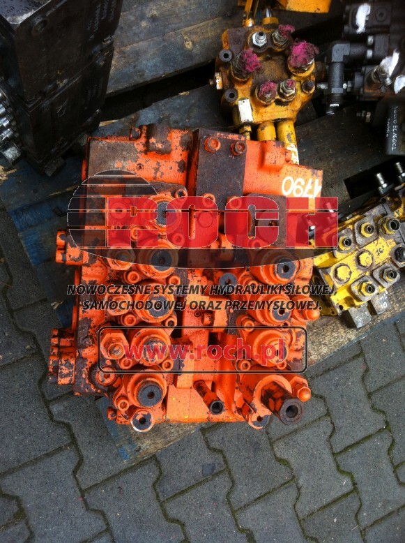 DAEWOO D28 53-0298 - 9 SEKCYJNY - Valve hydraulique pour Engins de chantier: photos 1 DAEWOO D28 53-0298 - 9 SEKCYJNY - Valve hydraulique pour Engins de chantier: photos 1