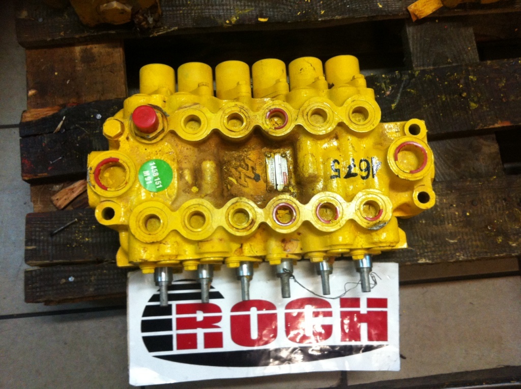 HYDRECO HAMWORTHY V11076D168X 1458 151 M91 539XB664CH - 6 SEKCYJNY - Valve hydraulique pour Engins de chantier: photos 1 HYDRECO HAMWORTHY V11076D168X 1458 151 M91 539XB664CH - 6 SEKCYJNY - Valve hydraulique pour Engins de chantier: photos 1