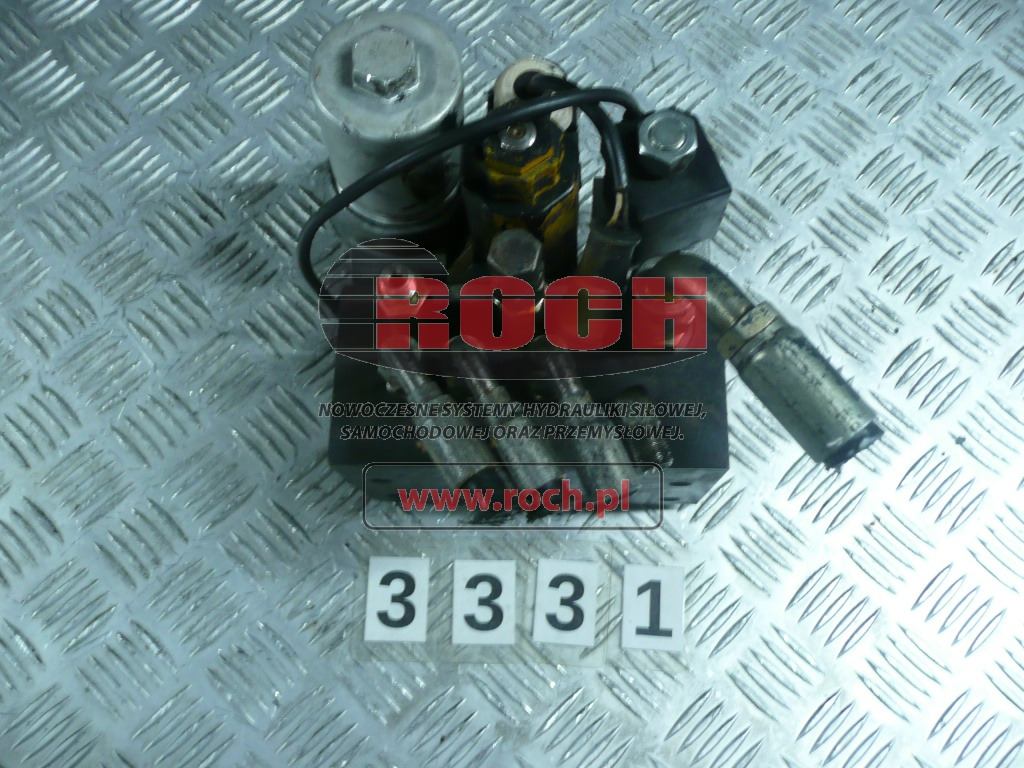 HYUNDAI+ UCHIDA REXROTH 31E0-0042 - 2 SEKCYJNY + 4WE6C-60M0/AG24NPS + 24VDC + 31E9-20051 L0J26011 + 24 VDC 21W + FILTR - Valve hydraulique: photos 1 HYUNDAI+ UCHIDA REXROTH 31E0-0042 - 2 SEKCYJNY + 4WE6C-60M0/AG24NPS + 24VDC + 31E9-20051 L0J26011 + 24 VDC 21W + FILTR - Valve hydraulique: photos 1