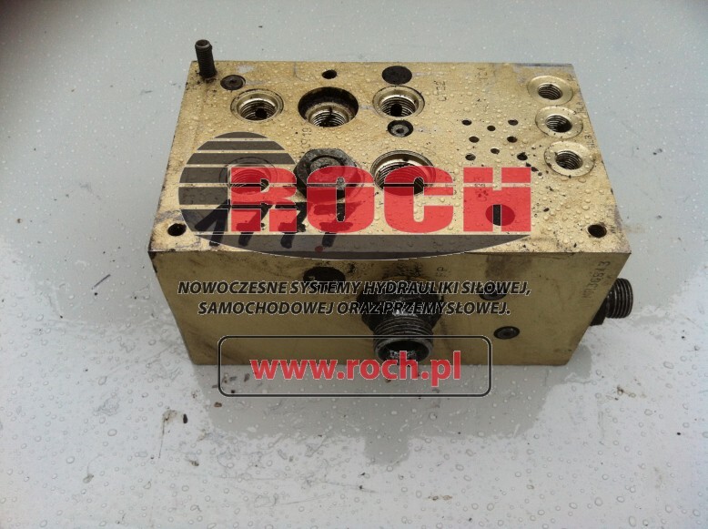 JOHNSTON DXP21984-01D 75755/1 194905 0810 MR36843 - Valve hydraulique pour Balayeuse de voirie: photos 1 JOHNSTON DXP21984-01D 75755/1 194905 0810 MR36843 - Valve hydraulique pour Balayeuse de voirie: photos 1