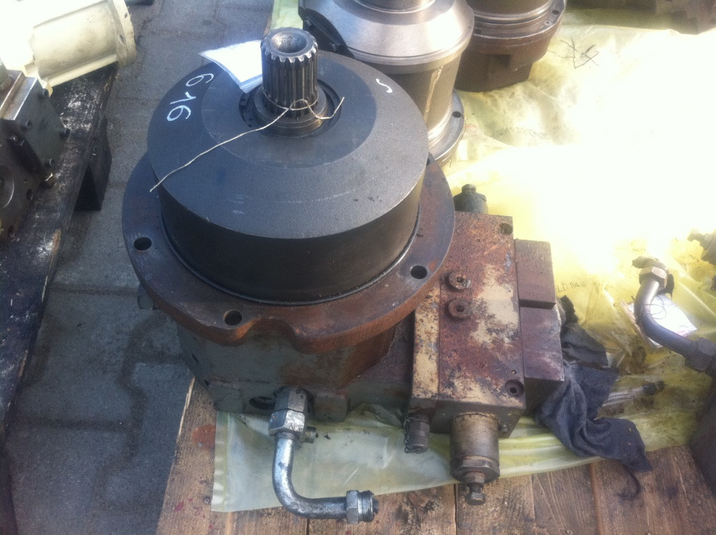 LINDE HMV130 2500 - Moteur hydraulique: photos 1 LINDE HMV130 2500 - Moteur hydraulique: photos 1
