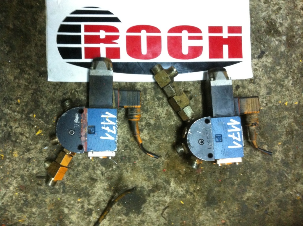 MANNESMANN REXROTH 4WE6D53/AG24NZ4 00443143 + KOŚĆ G655/1 + CEWKA GU35-4-A 24VDC 26W - Valve hydraulique pour Engins de chantier: photos 1 MANNESMANN REXROTH 4WE6D53/AG24NZ4 00443143 + KOŚĆ G655/1 + CEWKA GU35-4-A 24VDC 26W - Valve hydraulique pour Engins de chantier: photos 1