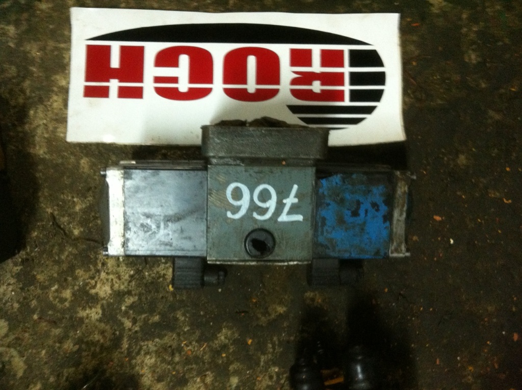 REXROTH 4WE 10G 21/ AG24Z4 - 1 SEKCYJNY + CEWKI - Valve hydraulique pour Engins de chantier: photos 1 REXROTH 4WE 10G 21/ AG24Z4 - 1 SEKCYJNY + CEWKI - Valve hydraulique pour Engins de chantier: photos 1