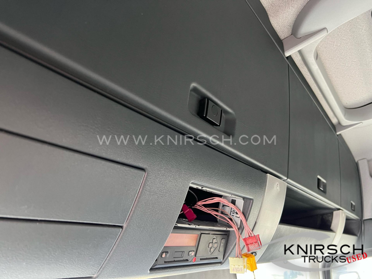 MAN TGA 26.480 Schwenkwandaufbau mit Böhm - Camion pour le transport de boissons: photos 3 MAN TGA 26.480 Schwenkwandaufbau mit Böhm - Camion pour le transport de boissons: photos 3