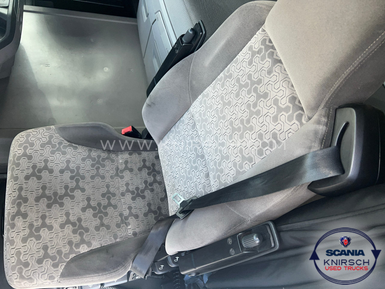 SCANIA R 410 A4x2NA LNG-GAS - Tracteur routier: photos 4 SCANIA R 410 A4x2NA LNG-GAS - Tracteur routier: photos 4