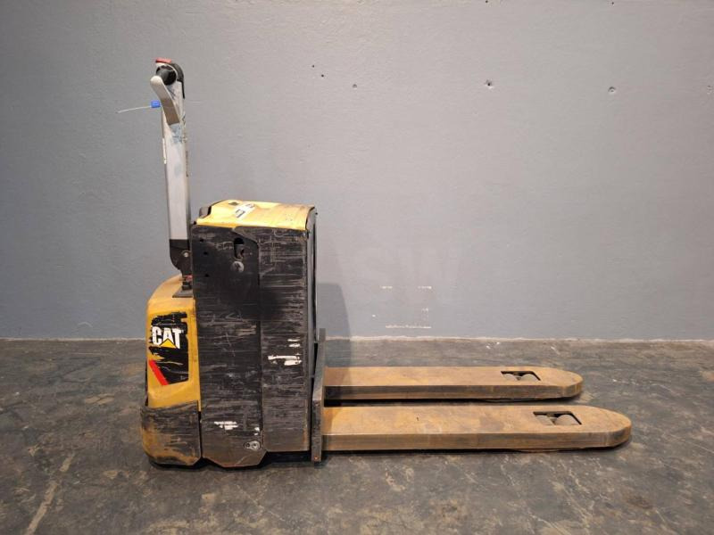 Caterpillar NPP20N2E - Transpalette: photos 5 Caterpillar NPP20N2E - Transpalette: photos 5