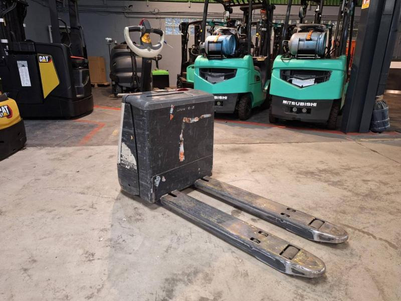 Crown WP3020-2.0 - Transpalette: photos 1 Crown WP3020-2.0 - Transpalette: photos 1