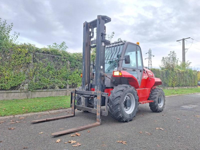 Manitou M26-4 T3B - Chariot tout terrain: photos 1 Manitou M26-4 T3B - Chariot tout terrain: photos 1