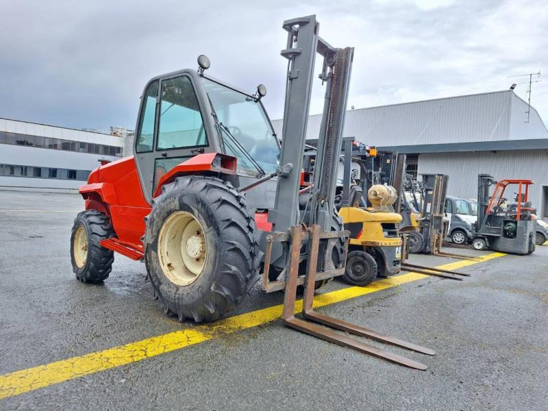 Manitou M30.2 - Chariot tout terrain: photos 1 Manitou M30.2 - Chariot tout terrain: photos 1