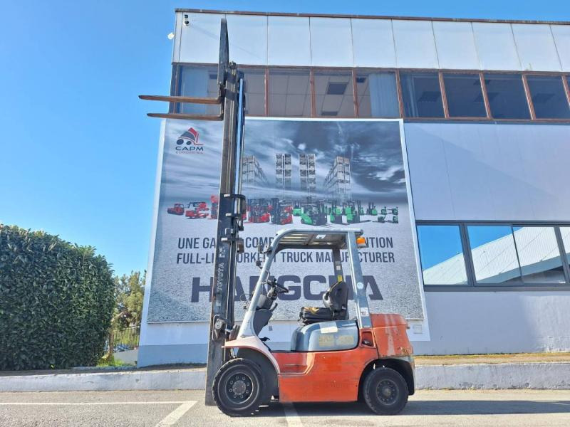 Chariot élévateur diesel Toyota 6-7fdf25: photos 6