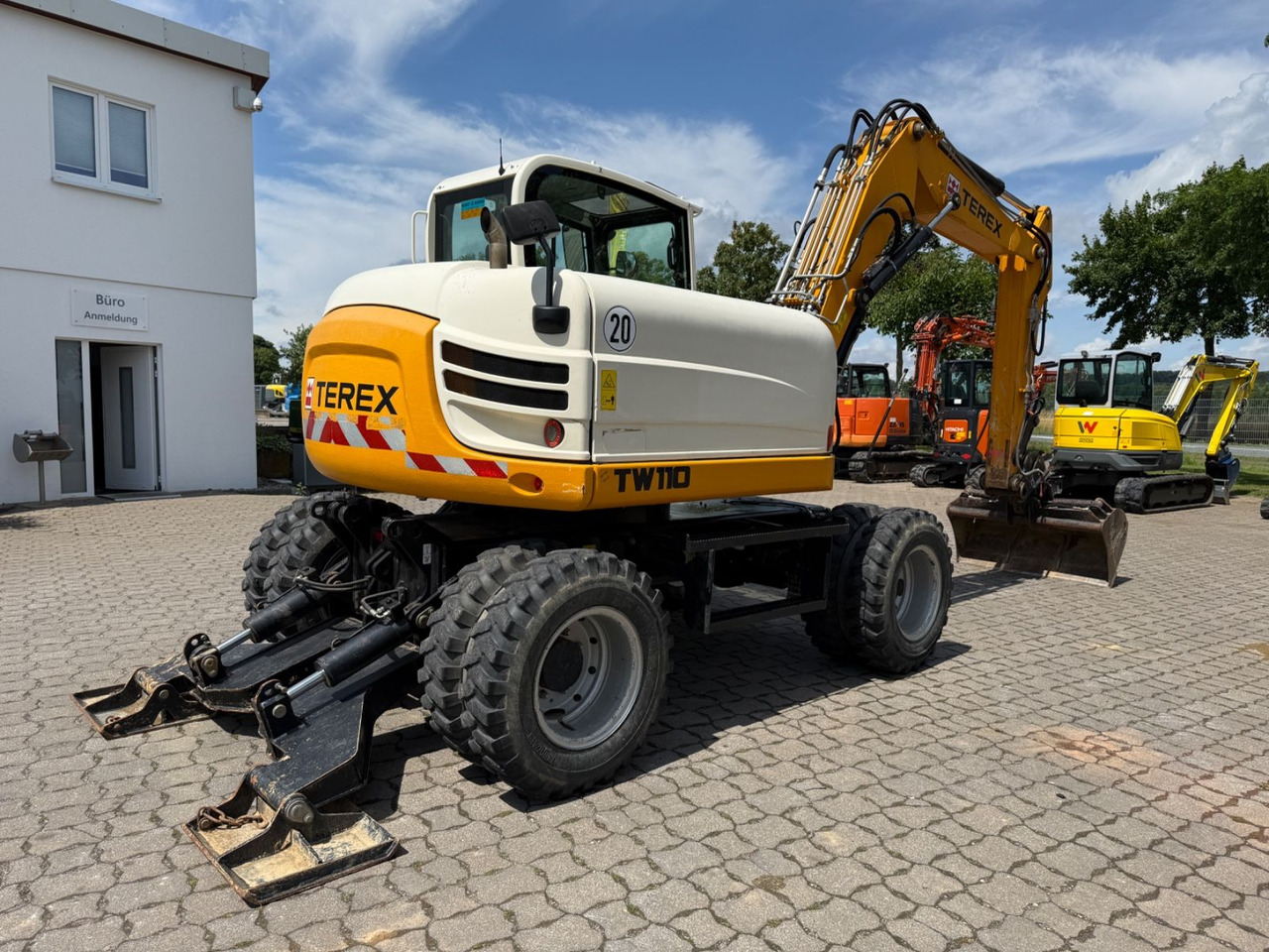 Terex TW 110, Bj 14, 2265 BH, VA, SWE, 4 TL, 1 GLV - Pelle sur pneus: photos 2 Terex TW 110, Bj 14, 2265 BH, VA, SWE, 4 TL, 1 GLV - Pelle sur pneus: photos 2