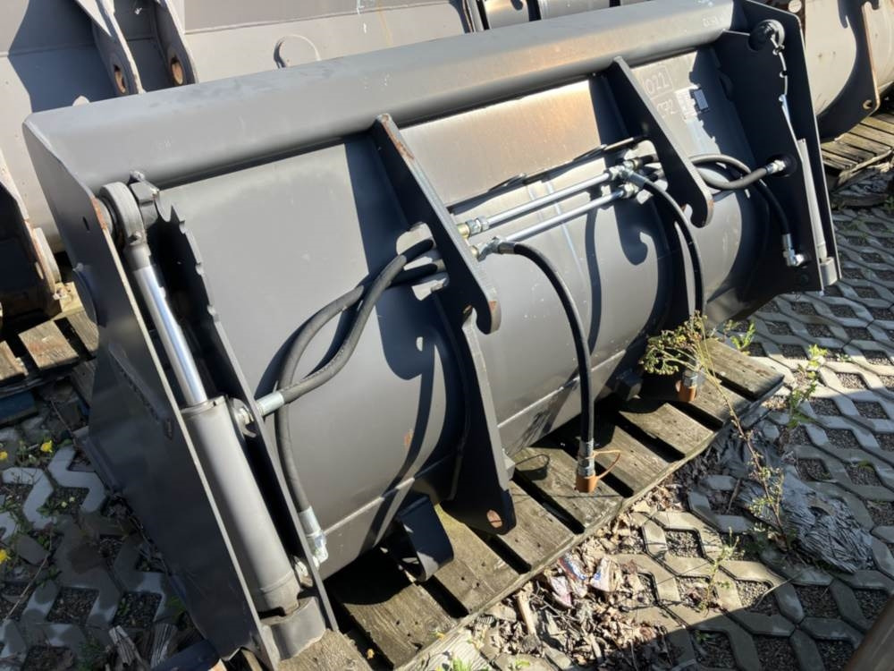 Volvo Klappschaufel mit Messer -P Aufnahme - Godet: photos 3 Volvo Klappschaufel mit Messer -P Aufnahme - Godet: photos 3