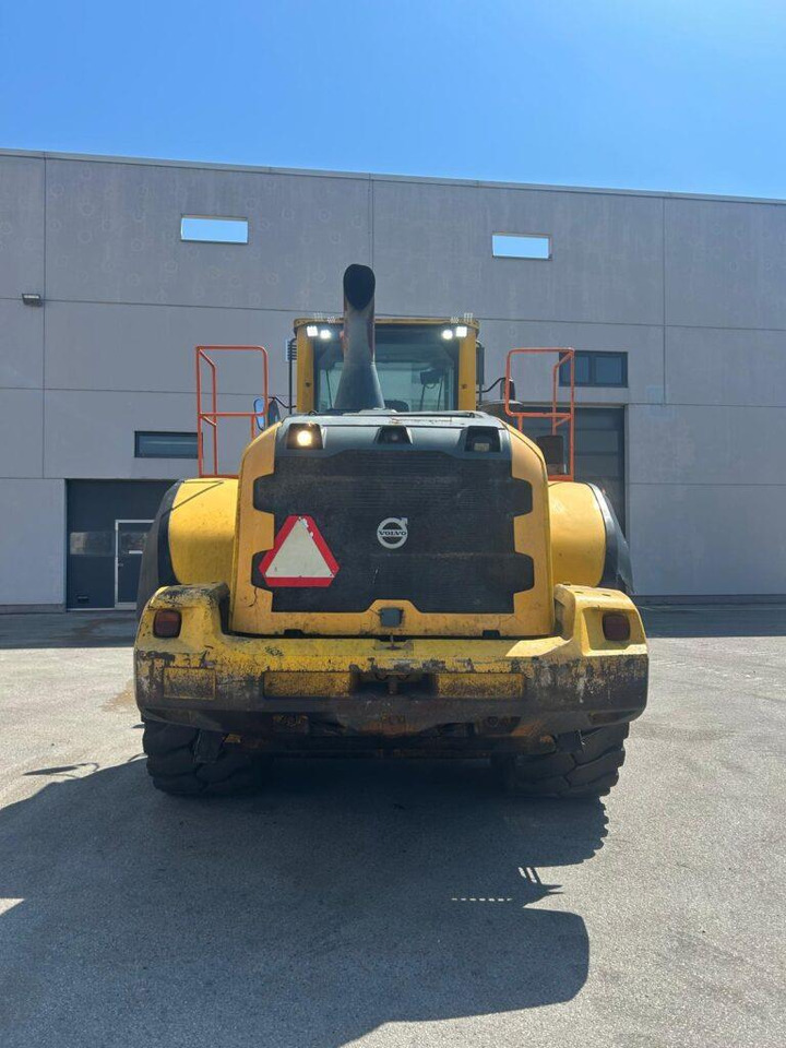 Volvo L250G - Chargeuse sur pneus: photos 5 Volvo L250G - Chargeuse sur pneus: photos 5