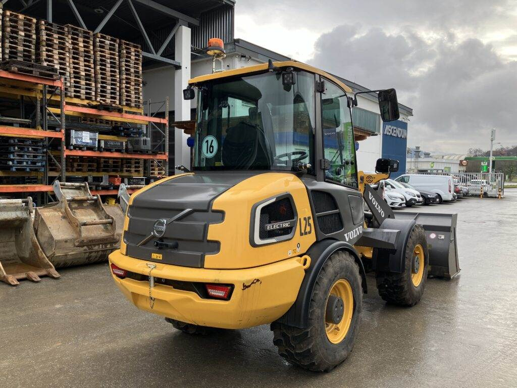 Volvo L25H Electric - Mini chargeuse: photos 2 Volvo L25H Electric - Mini chargeuse: photos 2