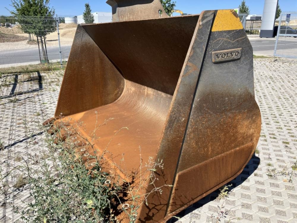 Volvo Schaufel mit Zähnen - Festanbau - Godet: photos 4 Volvo Schaufel mit Zähnen - Festanbau - Godet: photos 4