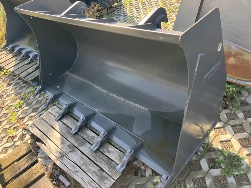 Volvo Schaufel mit Zähnen TPV - Godet: photos 4 Volvo Schaufel mit Zähnen TPV - Godet: photos 4