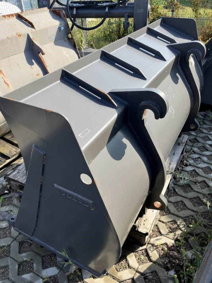 Volvo Schaufel mit Zähnen TPV - Godet: photos 3 Volvo Schaufel mit Zähnen TPV - Godet: photos 3