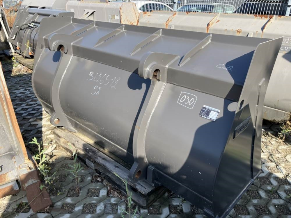 Volvo Schaufel mit Zähnen TPV - Godet: photos 2 Volvo Schaufel mit Zähnen TPV - Godet: photos 2