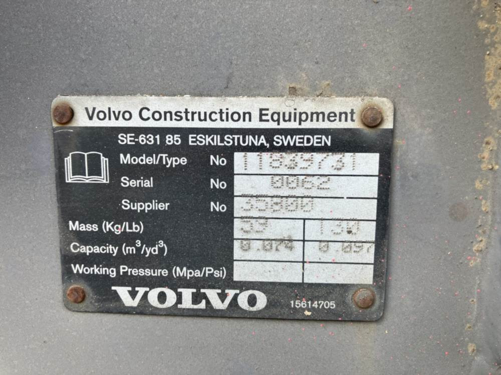 Volvo Tieflöffel mit Zähnen - Festanbau - Tractopelle: photos 4 Volvo Tieflöffel mit Zähnen - Festanbau - Tractopelle: photos 4