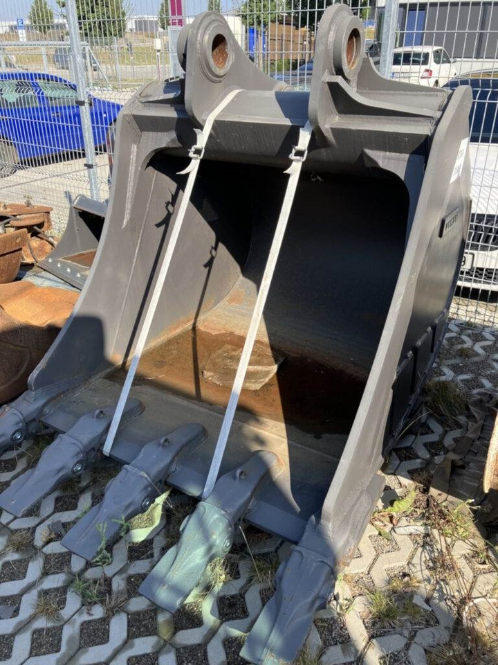 Volvo Tieflöffel mit Zähnen - Festanbau - Tractopelle: photos 1 Volvo Tieflöffel mit Zähnen - Festanbau - Tractopelle: photos 1