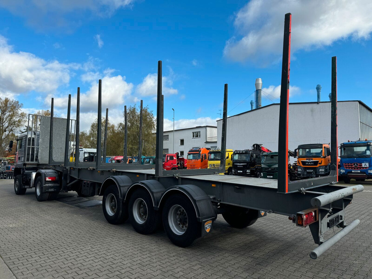 BLUMHARDT SAL.40.24 Holztransporter 3 Achse - Semi-remorque grumier: photos 5 BLUMHARDT SAL.40.24 Holztransporter 3 Achse - Semi-remorque grumier: photos 5