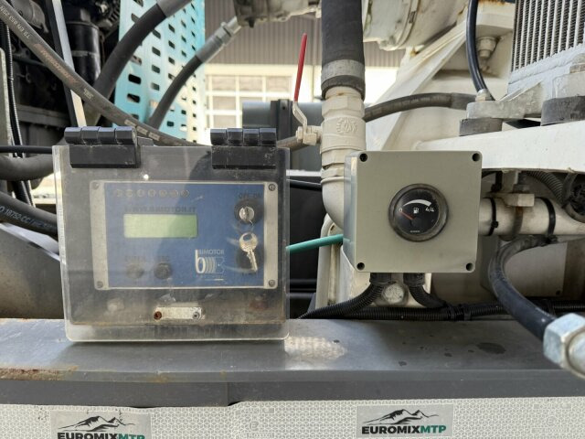 Betonmischer-Auflieger Euromix 12 m³ mit Motor - Semi-remorque malaxeur: photos 3 Betonmischer-Auflieger Euromix 12 m³ mit Motor - Semi-remorque malaxeur: photos 3