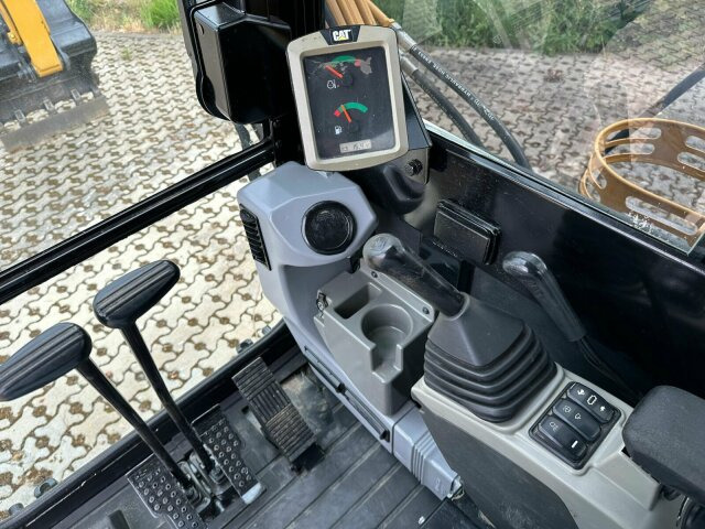 CAT Bagger 306 E2 Minibagger Kettenbagger 270 H - Pelle sur chenille: photos 2 CAT Bagger 306 E2 Minibagger Kettenbagger 270 H - Pelle sur chenille: photos 2