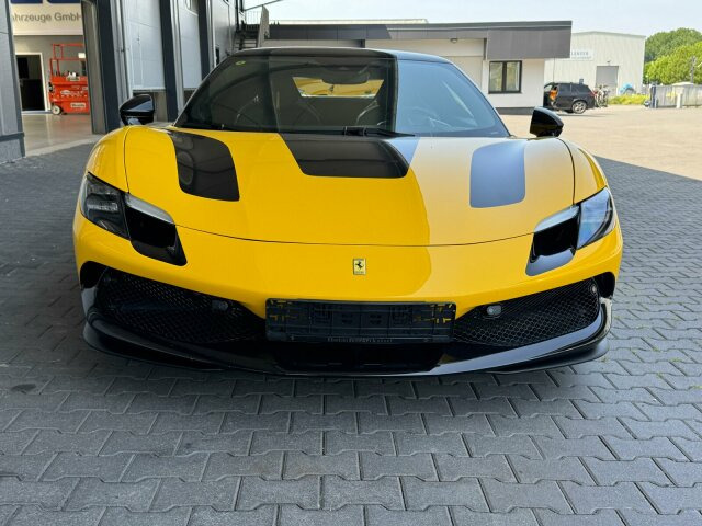 Coupé Ferrari 296 GTB Coupe: photos 13