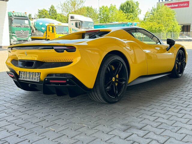 Coupé Ferrari 296 GTB Coupe: photos 8