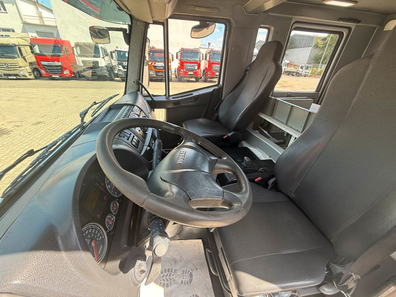 Camion grue Iveco ML180E 4x2 DOKA Euro 5 Kipper Kran PK16001K-B: photos 8