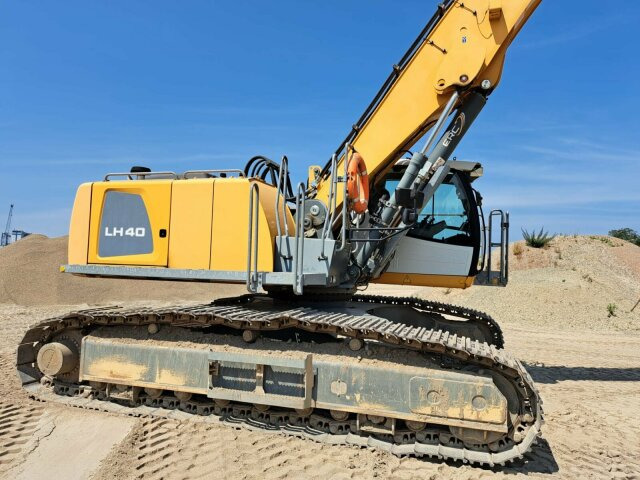 Liebherr LH40C Litronic Industry Long reach 43 Ton - Pelle sur chenille: photos 2 Liebherr LH40C Litronic Industry Long reach 43 Ton - Pelle sur chenille: photos 2