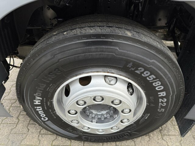 MAN TGM 18.340 Kehrmaschine FAUN VIAJET 6 HD 200 bar - Balayeuse de voirie: photos 3 MAN TGM 18.340 Kehrmaschine FAUN VIAJET 6 HD 200 bar - Balayeuse de voirie: photos 3