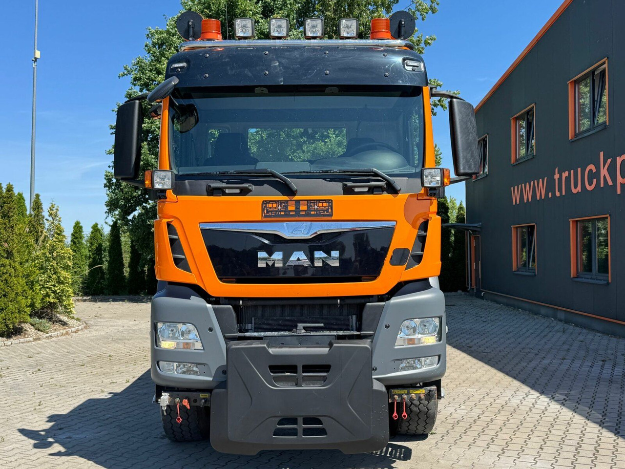 MAN TGS 18.320 4x4 BL Euro 6 Kipper + Winterdienst - Camion benne: photos 3 MAN TGS 18.320 4x4 BL Euro 6 Kipper + Winterdienst - Camion benne: photos 3
