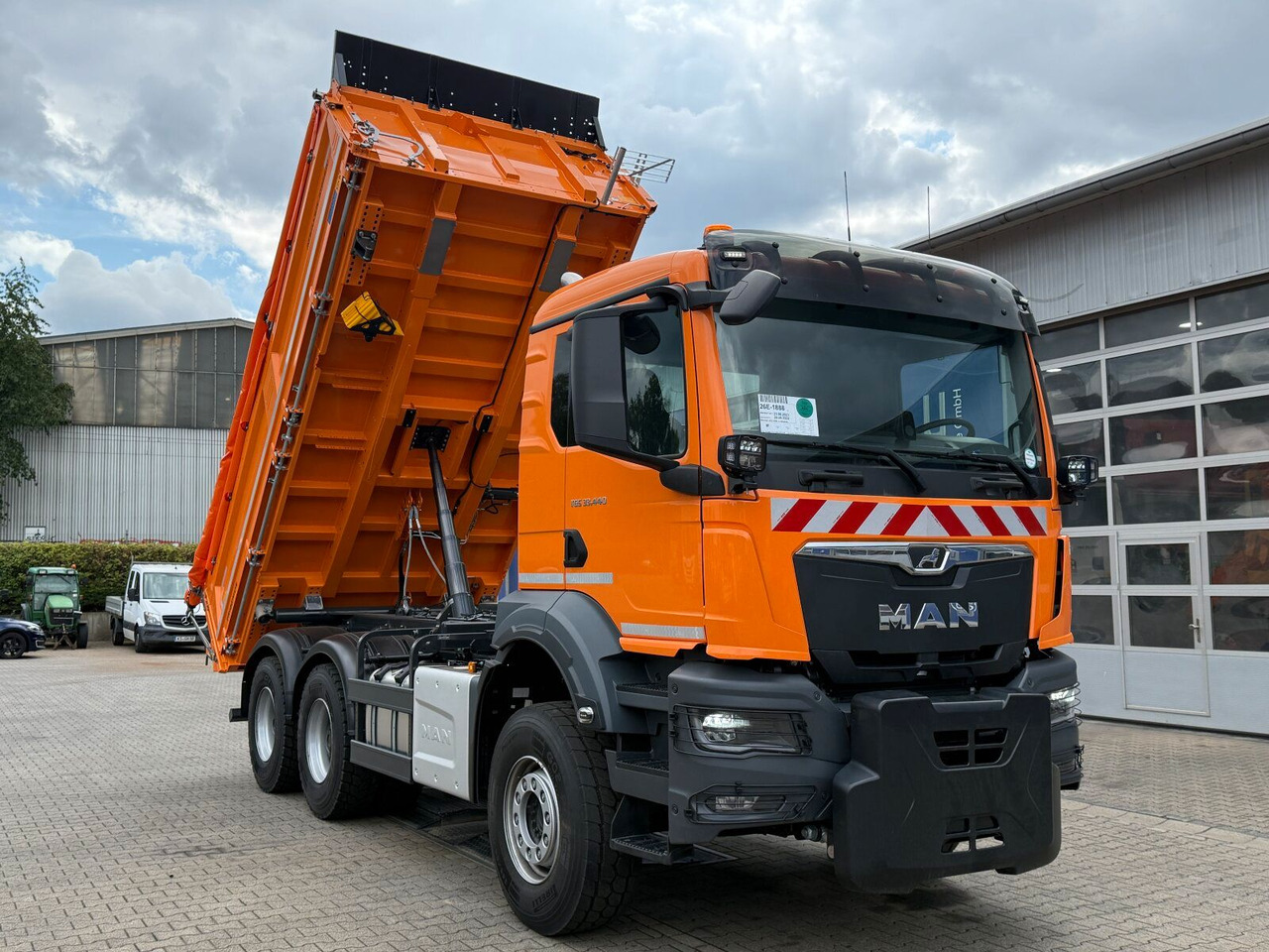 MAN TGS 33.440 6x4 Kipper MEILLER Bordmatik Frontpl. - Camion benne: photos 4 MAN TGS 33.440 6x4 Kipper MEILLER Bordmatik Frontpl. - Camion benne: photos 4