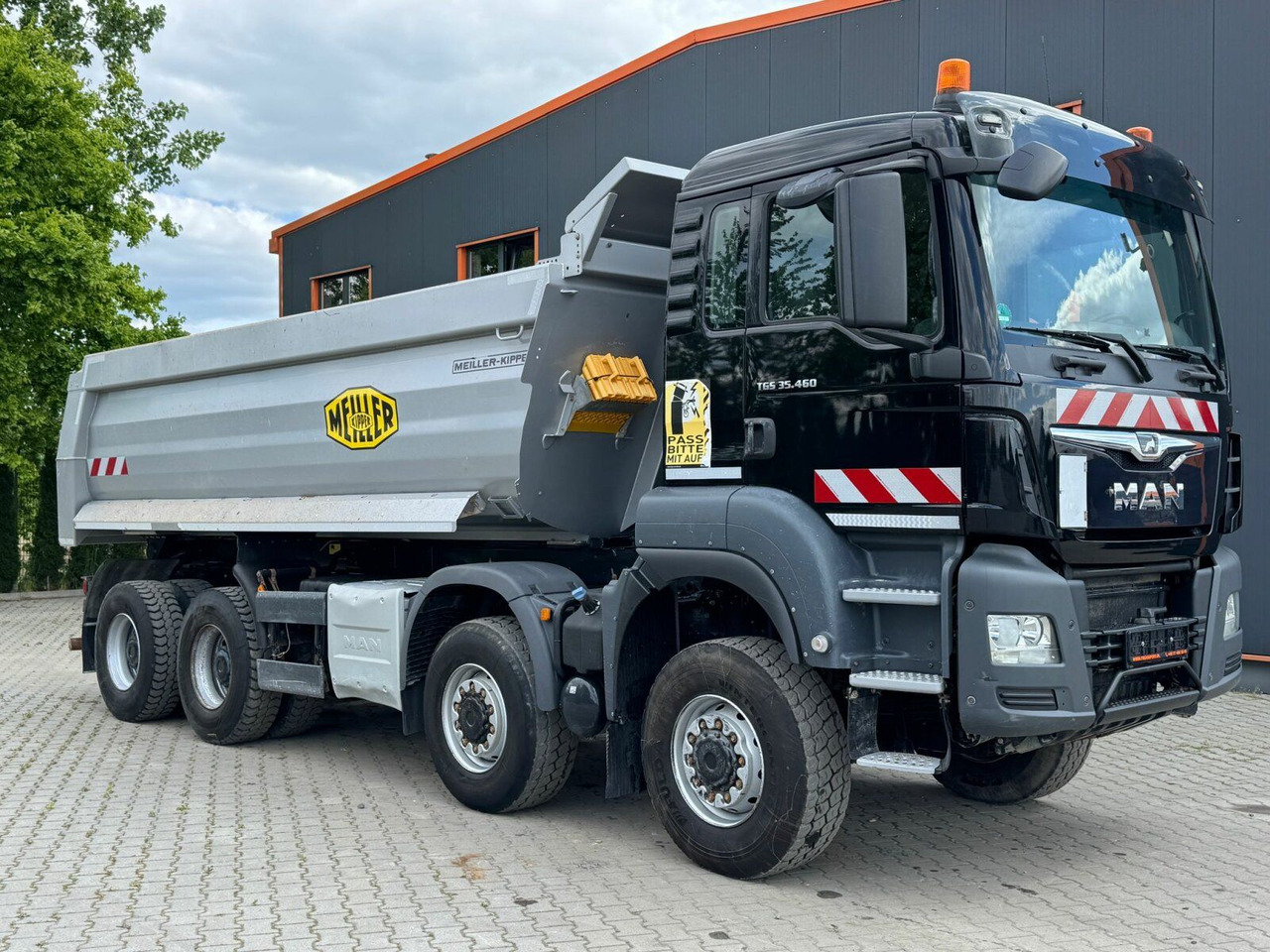 MAN TGS 35.460 8x6 BB Muldenkipper Meiller - Camion benne: photos 1 MAN TGS 35.460 8x6 BB Muldenkipper Meiller - Camion benne: photos 1