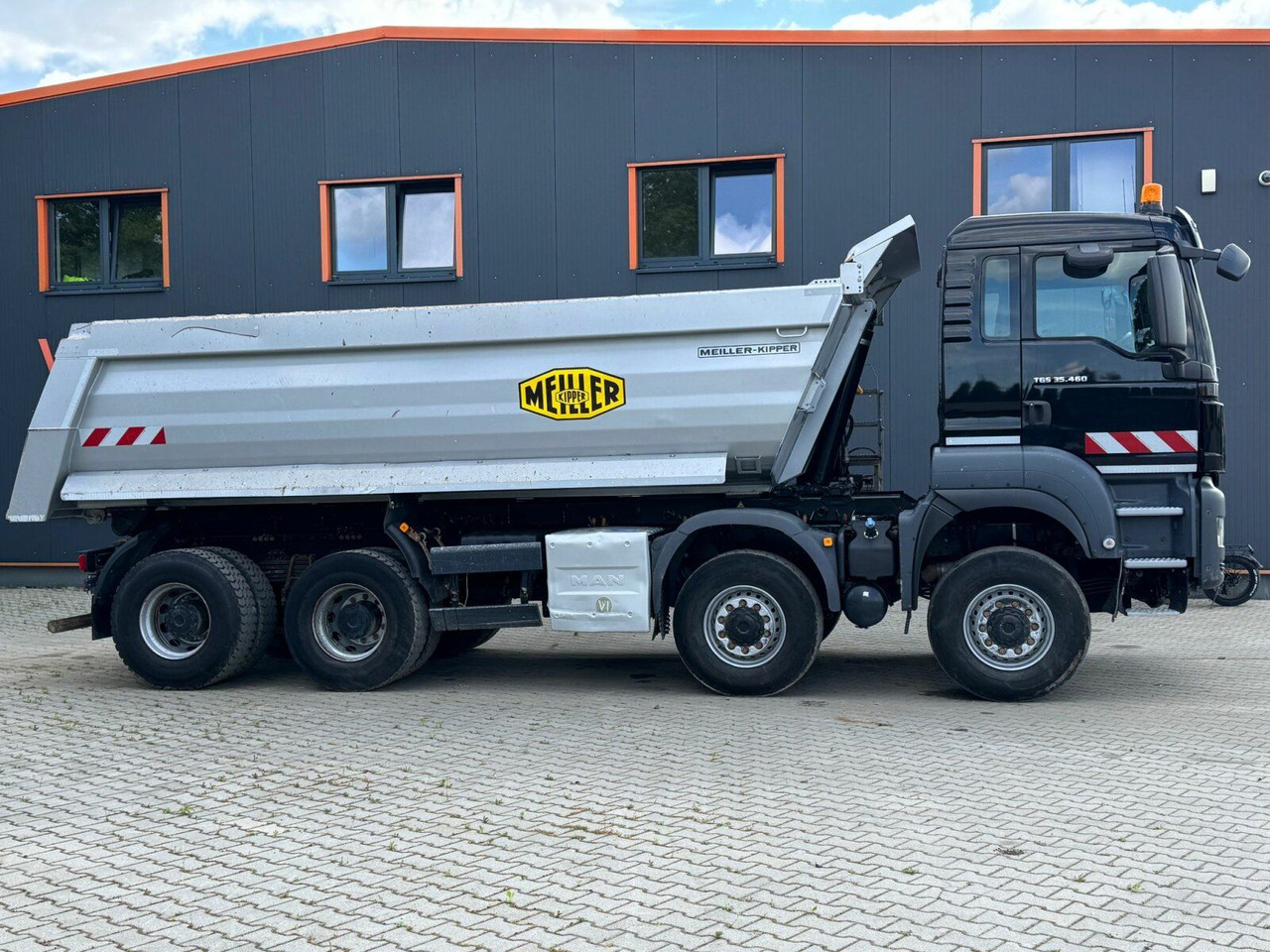 MAN TGS 35.460 8x6 BB Muldenkipper Meiller - Camion multibenne: photos 4 MAN TGS 35.460 8x6 BB Muldenkipper Meiller - Camion multibenne: photos 4